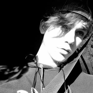 Meet your Posher, Travis